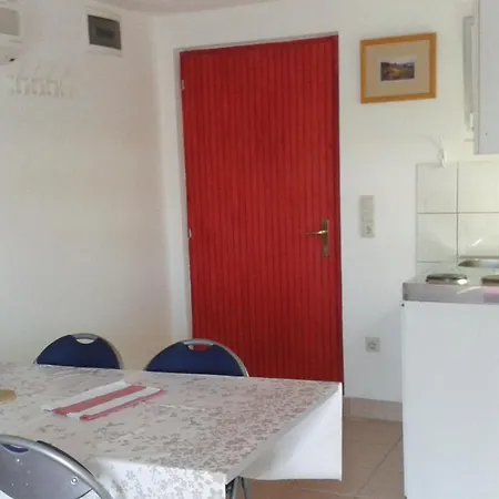 5309b Apartment Njivice