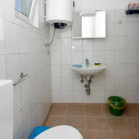 5309b Apartment *